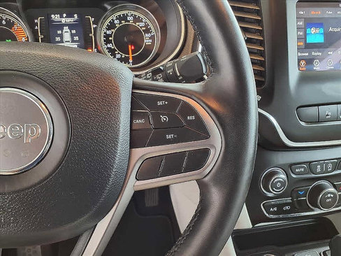 Used 2021 Jeep Cherokee Latitude Lux image 19
