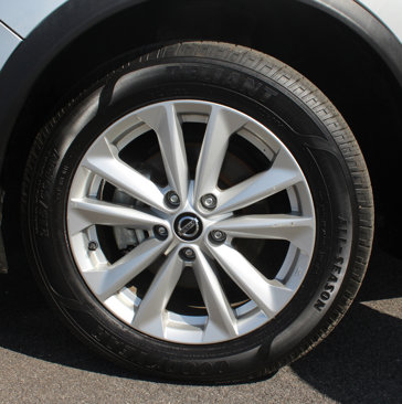 Used 2019 Nissan Rogue Sport SV image 45