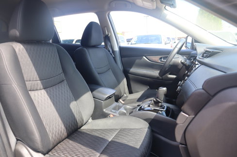 Used 2019 Nissan Rogue SV image 29