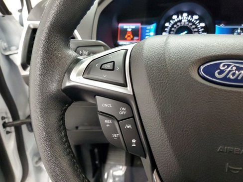 Used 2024 Ford Edge SEL image 23