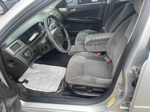 Used 2011 Chevrolet Impala Police image 15