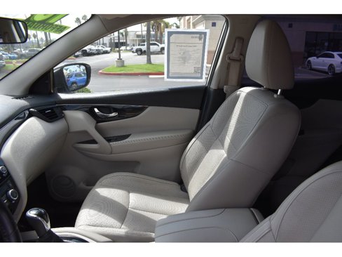 Used 2018 Nissan Rogue Sport SL image 14