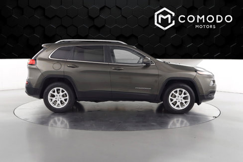Used 2015 Jeep Cherokee Latitude w/ Comfort/Convenience Group image 2