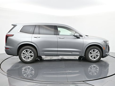 New 2025 Cadillac XT6 Luxury image 6
