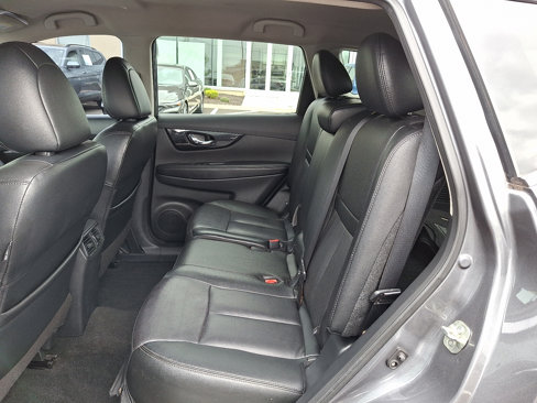 Used 2019 Nissan Rogue SL image 10