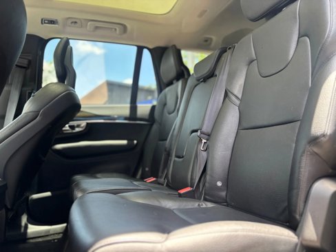 Used 2018 Volvo XC90 T6 Momentum w/ Convenience Package image 27