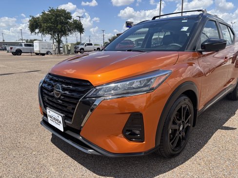 Used 2021 Nissan Kicks SR w/ SR Premium Package image 7
