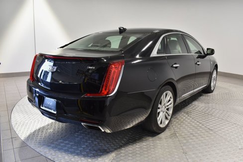 Used 2019 Cadillac XTS Luxury image 3