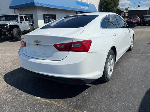 Used 2017 Chevrolet Malibu LS image 4