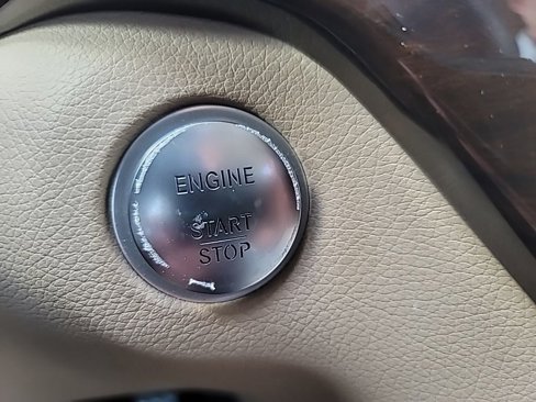Used 2019 Mercedes-Benz GLE 400 4MATIC image 24