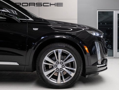 Used 2024 Cadillac XT6 Premium Luxury w/ Platinum Package image 11