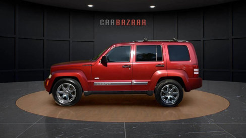 Used 2012 Jeep Liberty Sport image 8