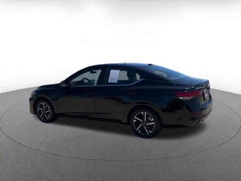 Used 2024 Nissan Sentra SV image 10