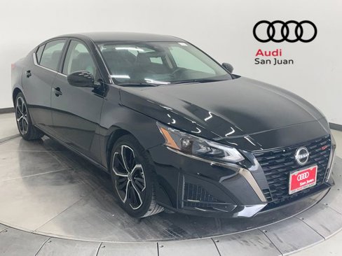 Used 2024 Nissan Altima 2.5 SR image 1