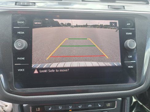 Used 2019 Volkswagen Tiguan SE image 24