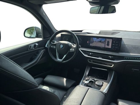 Used 2024 BMW X5 xDrive40i w/ Premium Package image 26