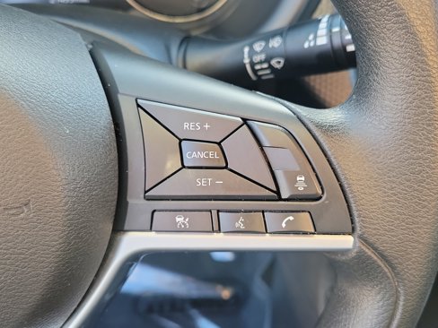 Certified 2024 Nissan Kicks SV image 25