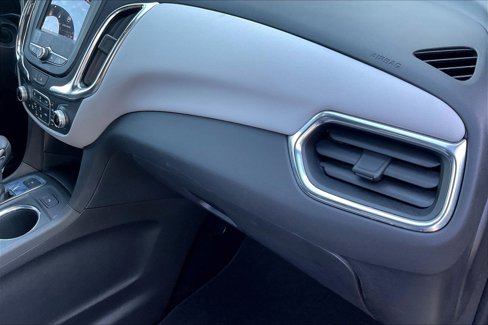 Used 2023 Chevrolet Equinox LT w/ Driver Convenience Package image 19