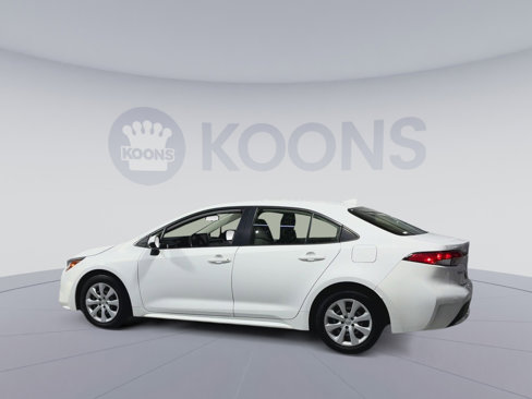 Used 2022 Toyota Corolla LE image 7