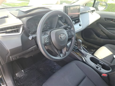 Used 2023 Toyota Corolla LE image 18