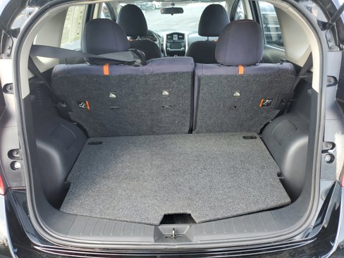 Used 2015 Nissan Versa Note SR image 6