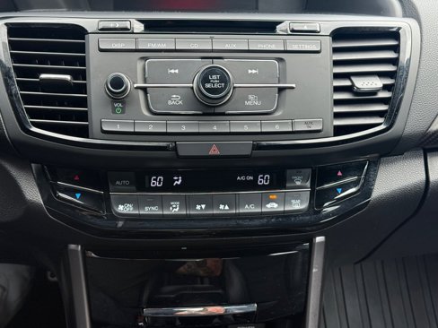 Used 2016 Honda Accord Sport image 21