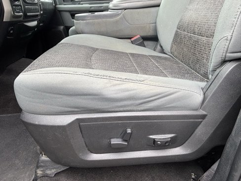 Used 2018 RAM 1500 Big Horn image 12