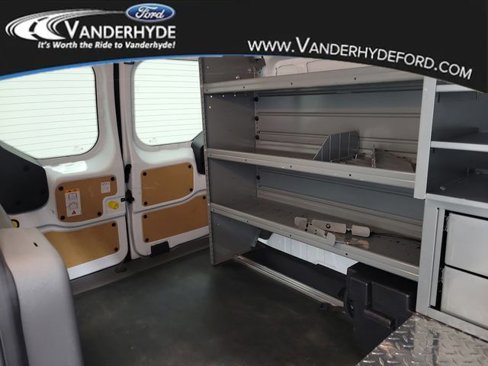 Used 2022 Ford Transit Connect XLT image 11