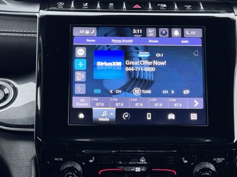 Certified 2021 Jeep Grand Cherokee L Laredo image 24