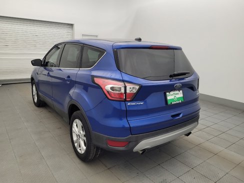 Used 2017 Ford Escape SE image 5
