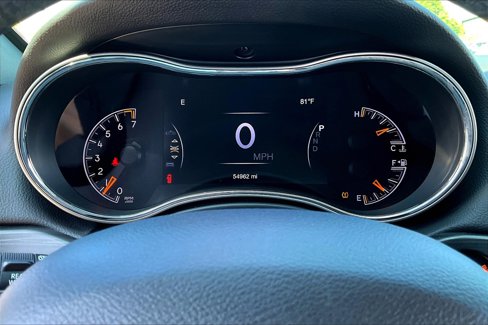 Used 2019 Jeep Grand Cherokee Altitude image 22
