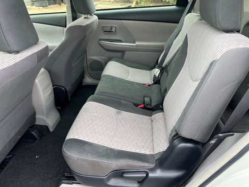 Used 2015 Toyota Prius V Three image 26