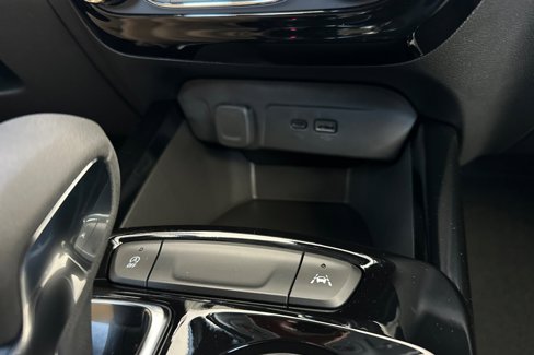 New 2025 Chevrolet Trax LT image 28