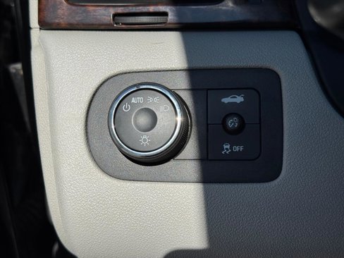 Used 2012 Chevrolet Impala LT w/ LT Sunroof Package image 13