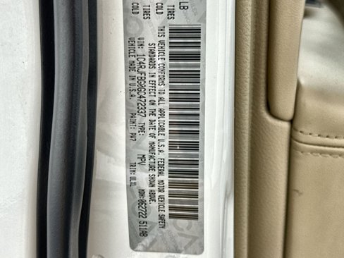 Used 2016 Jeep Grand Cherokee Limited image 29