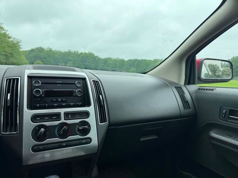 Used 2010 Ford Edge SEL image 10