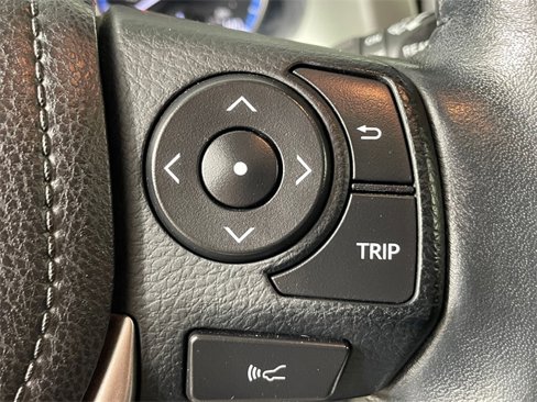 Used 2018 Toyota RAV4 Adventure image 11