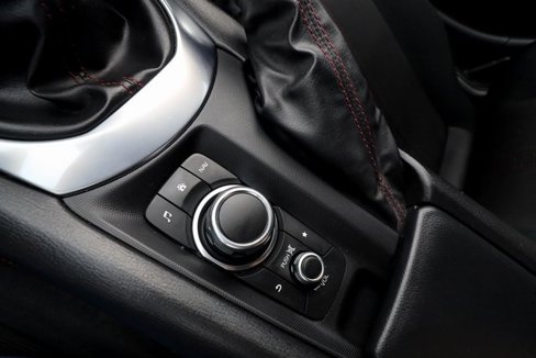 Used 2016 MAZDA MX-5 Miata Club image 11
