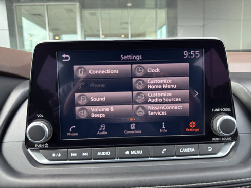 Used 2023 Nissan Rogue SV image 29