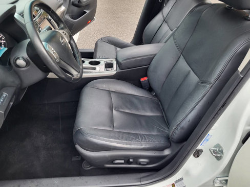 Used 2015 Nissan Altima 2.5 SL w/ Technology Package image 19