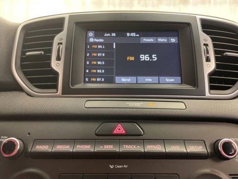 Used 2018 Kia Sportage LX w/ LX Popular Package image 18