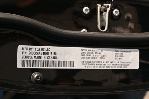 Used 2022 Chrysler 300 Touring w/ Sport Appearance Package image 17