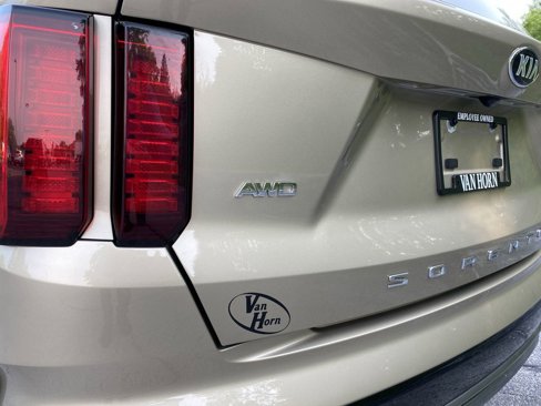 Used 2021 Kia Sorento EX image 43