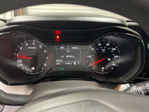 Used 2024 Chevrolet Trax LS image 25