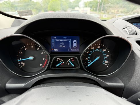 Used 2014 Ford Escape SE image 16