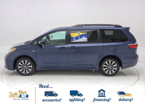 Used 2020 Toyota Sienna LE image 7