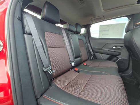 New 2025 Nissan Kicks SR w/ SR Premium Package image 15
