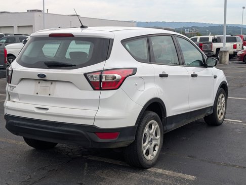 Used 2018 Ford Escape S image 3