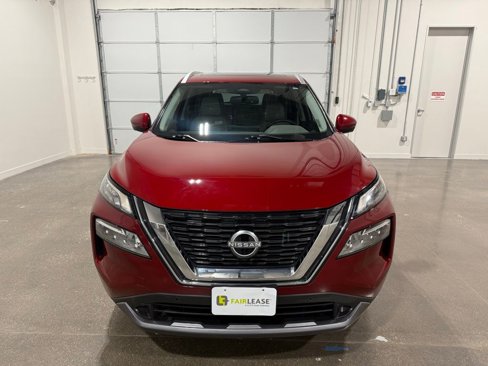 Used 2023 Nissan Rogue SL image 2