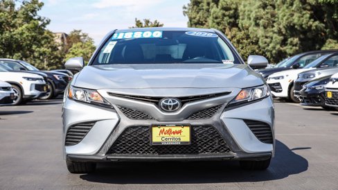 Used 2020 Toyota Camry SE image 4